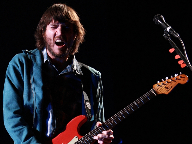 GUITARIST JOHN FRUSCIANTE REJOINS RED HOT CHILI PEPPERS | Nights 